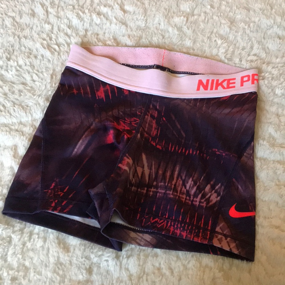 Nike Pro Dri-Fit Womens Athletic Shorts